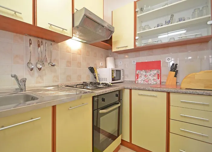 Matal By Interhome *