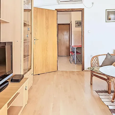 Lägenhet Matal By Interhome