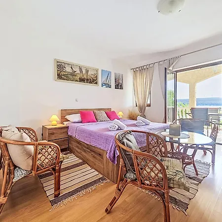 Matal By Interhome